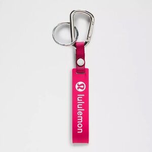 NWT SILICONE KEYCHAIN Calypso Pink/Blissful Pink CLYS/BLLP Lululemon OOS ONLINE!